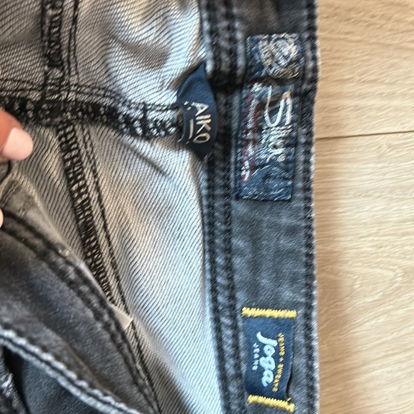 Ladies Silver Joga jeans - Picture 2 of 3